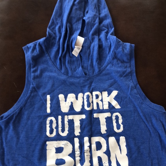 Medium hooded tank - Picture 3 of 3